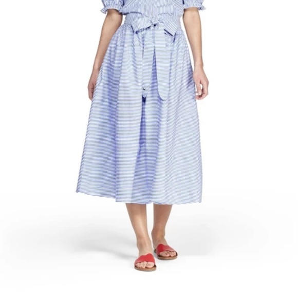 Vineyard Vines Dresses & Skirts - 1 Left! NWT Vineyard Vines Target Striped Skirt